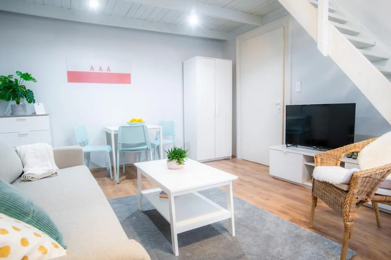Apartment In Super Location M9 Budapest